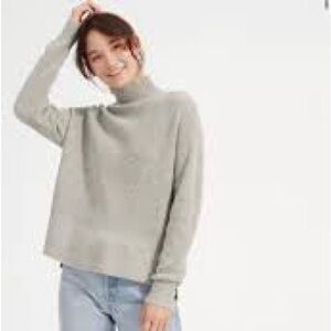 Everlane Cashmere Waffle Turtleneck Sweater, Heather Grey